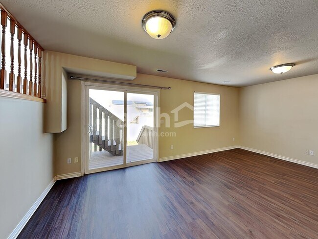 Building Photo - 1496 N 2150 W