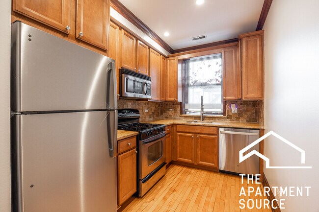 Building Photo - 4305 N Richmond St