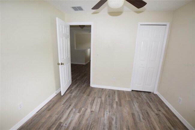 Building Photo - 9796 Tivoli Villa Dr