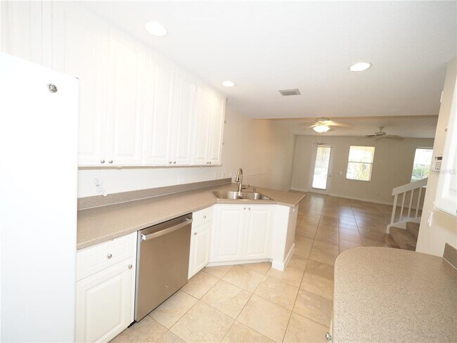 Building Photo - 5973 Madrano Dr