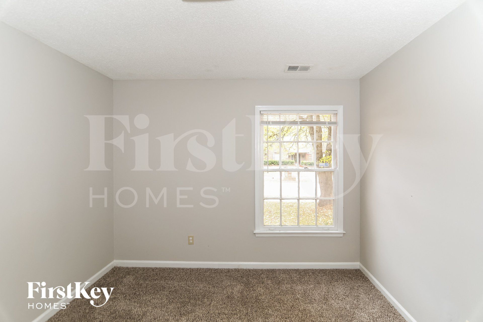 Building Photo - 3083 Dumbeath Rd