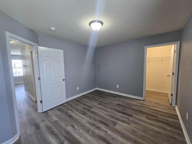 Building Photo - Charming 3BR + Bonus, 3BA Single-Family Ho...