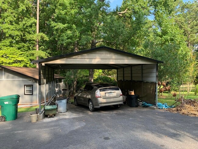 Building Photo - 4107 Vern Sikking Rd