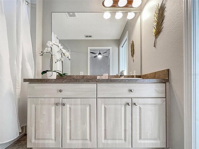 Building Photo - 24604 Siena Dr