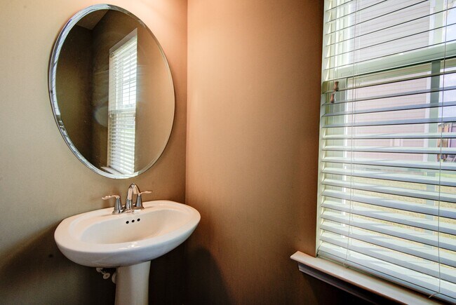 Building Photo - COMING SOON! Sophisticated 5-Bedroom Home with Spacious Living & Refined Finishes