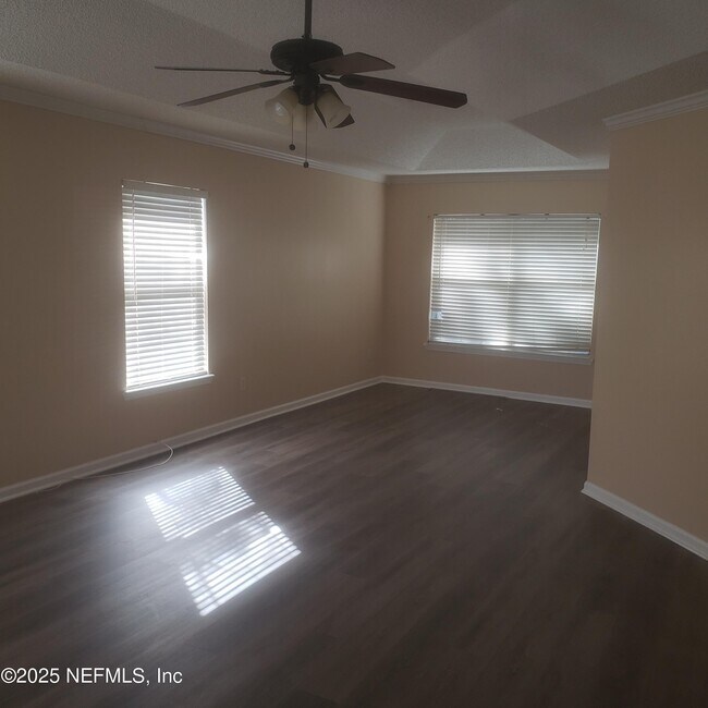 Building Photo - 8602 Longford Dr