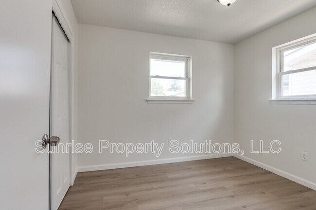 Building Photo - 636 SW 13th St