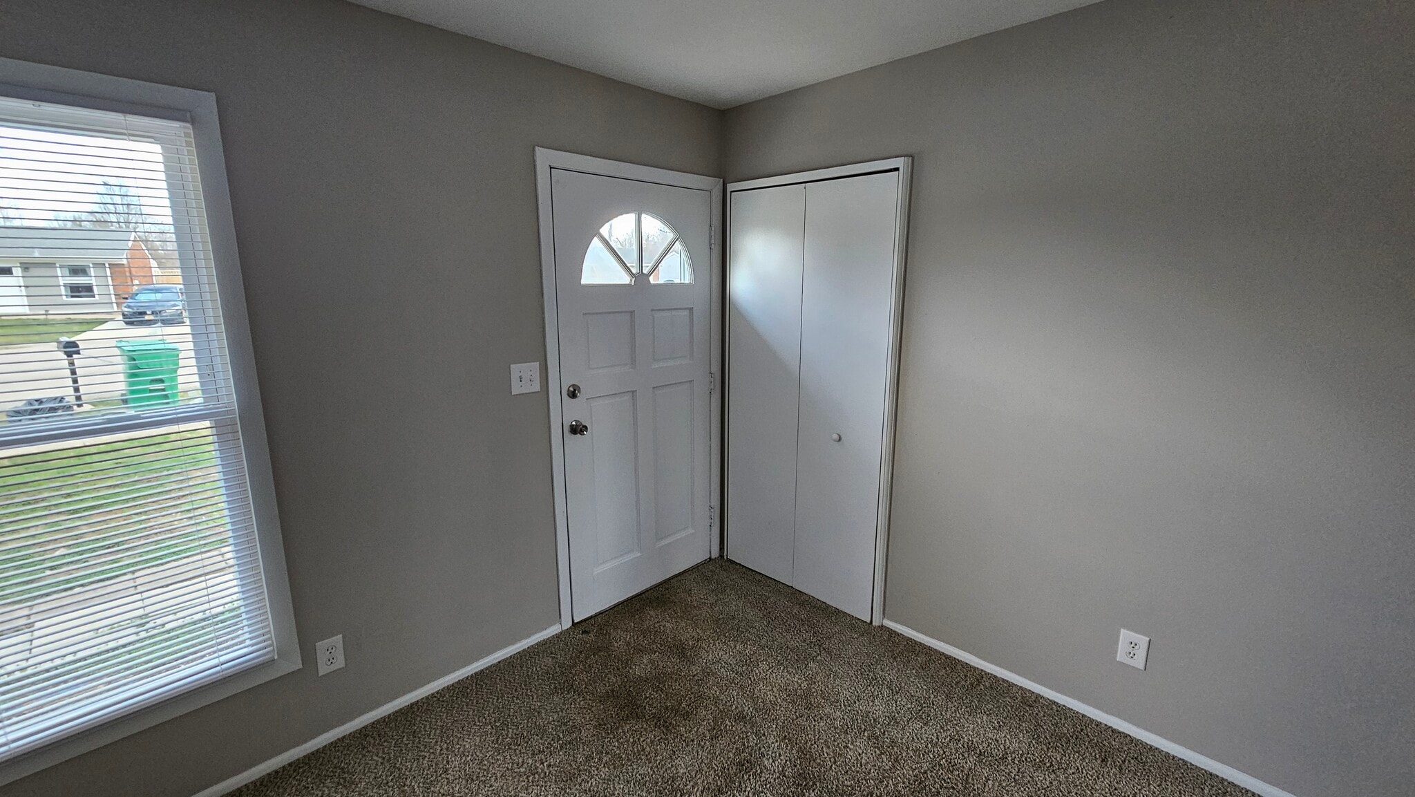 Foyer - 5219 Garden Green Way