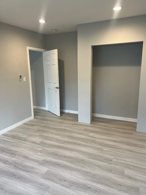 Building Photo - 3937 Denker Ave