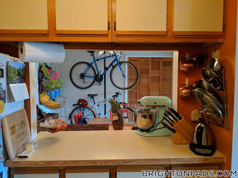 Building Photo - 26 Waverly St