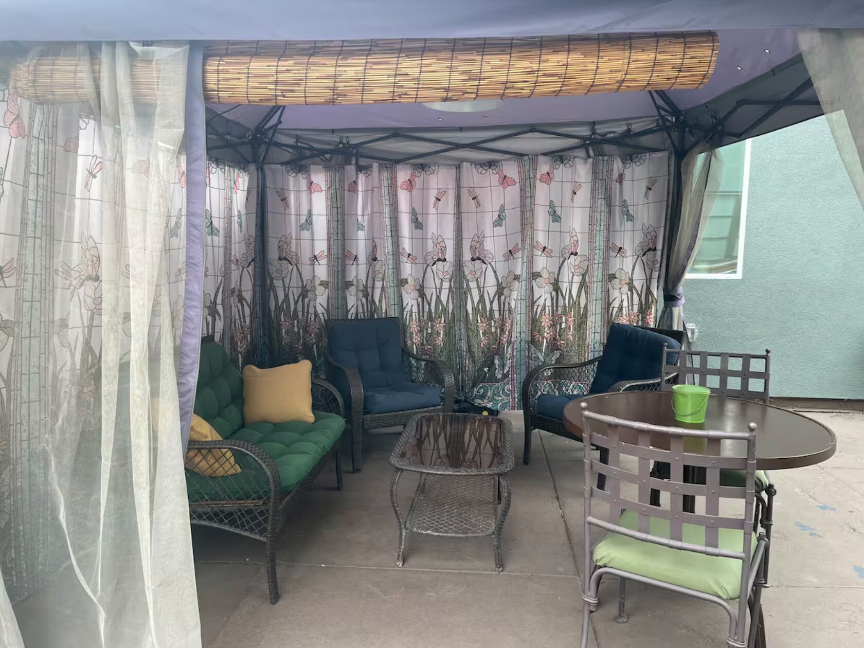 Back patio - 1238 Meadowbrook Ave