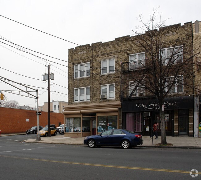 Building Photo - 1091 Avenue C