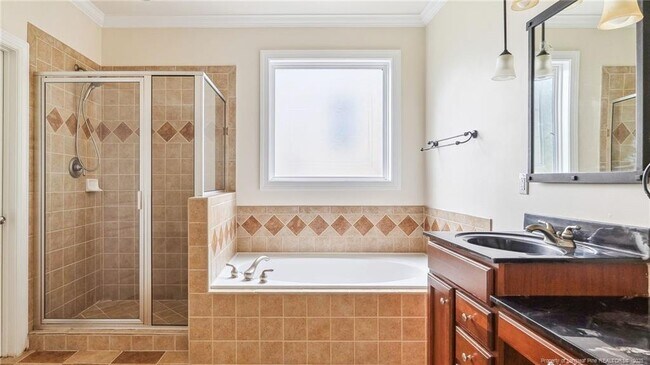 Building Photo - 736 Kensington Park Rd