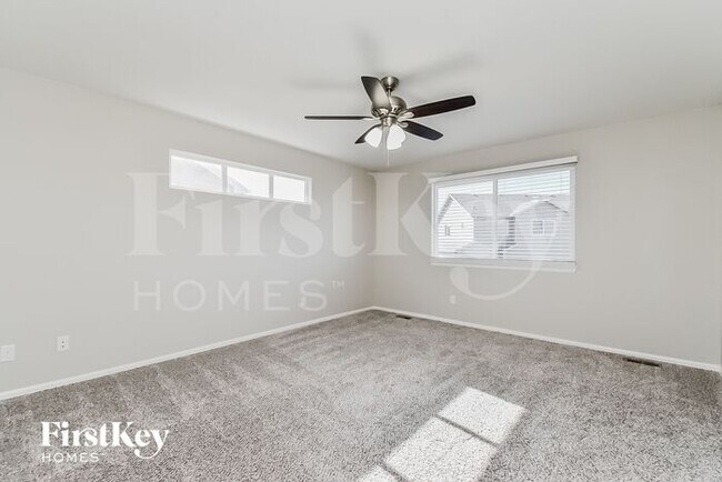 Building Photo - 6021 Santo Domingo Rd