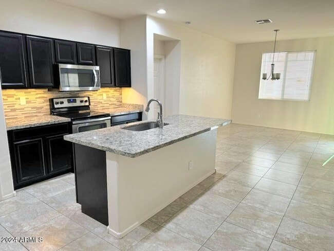 Building Photo - 1026 N 169th Ave