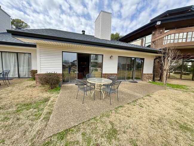 Building Photo - 5371 Central Ave