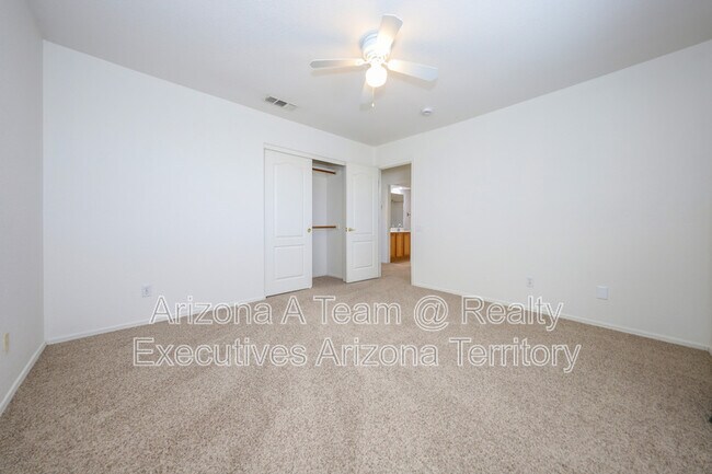Building Photo - 831 S Rincon Rising Rd