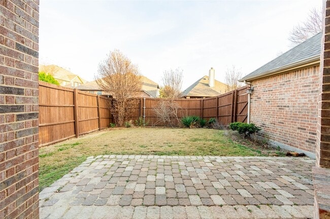 Building Photo - 935 Panther Ln