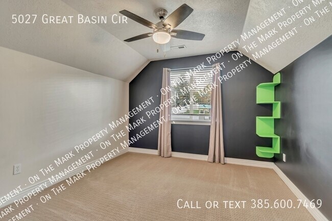 Building Photo - 5027 Great Basin Cir