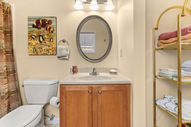 Building Photo - 15 K St