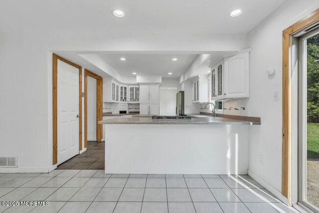 Building Photo - 34 Birmingham Dr