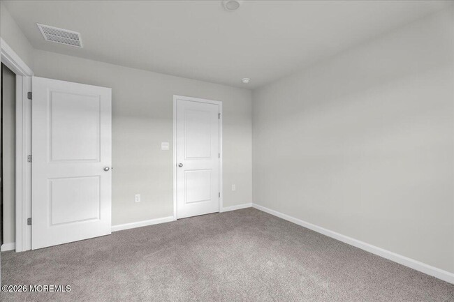 Building Photo - 216 Sandy Rdg Rd