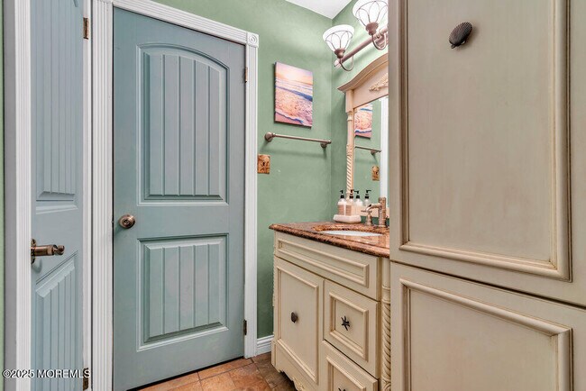 Building Photo - 1501 Ocean Ave N