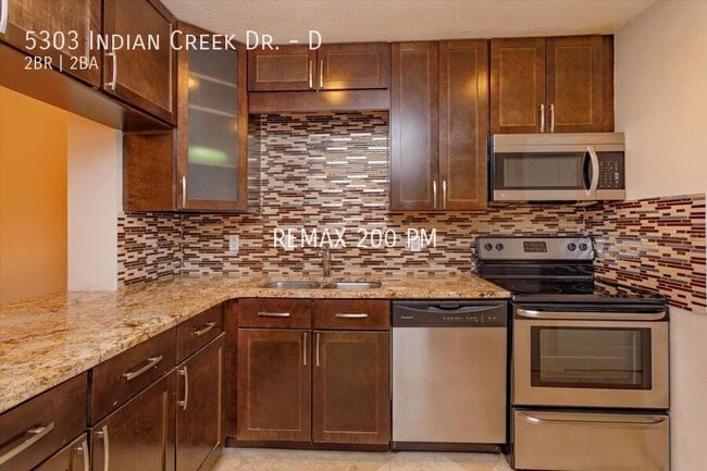 Building Photo - 5303 Indian Creek Dr