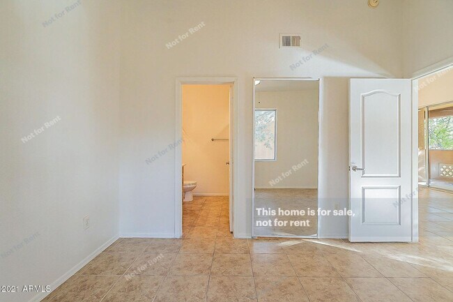 Building Photo - Premium Luxury 2 Bed 2 Bath condo with nicel view!!