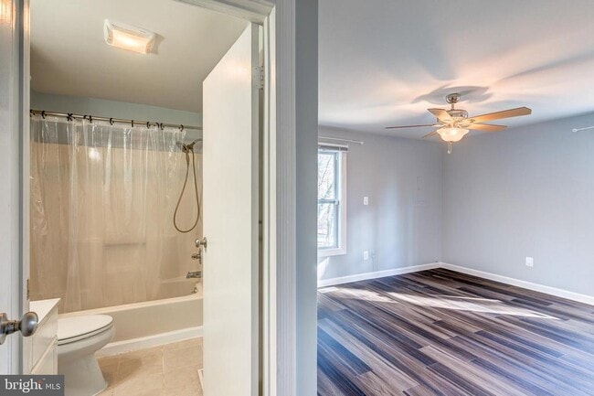 Building Photo - 12121 Catalina Dr