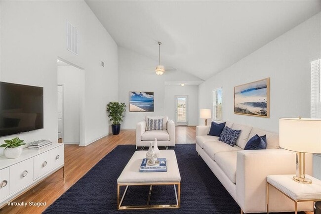 Building Photo - 356 Shiner Ln