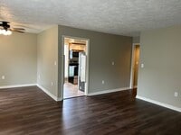 Building Photo - 106 Beckman Dr