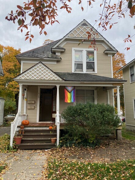 Building Photo - 715 Minor Ave