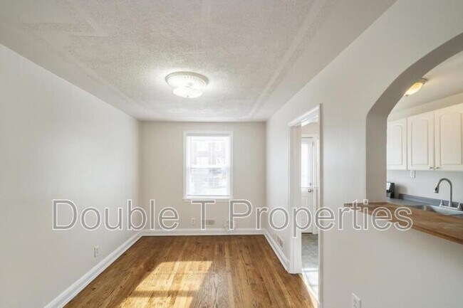 Building Photo - 3713 Elmora Ave