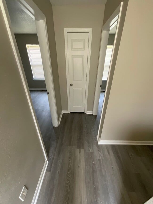 Building Photo - 4 Bed 2 Bath Home for Rent