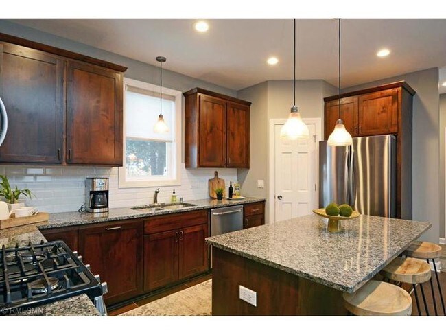 Building Photo - 3221 42nd Ave S