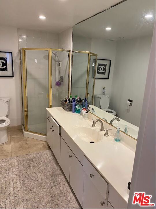 Building Photo - 7250 Franklin Ave