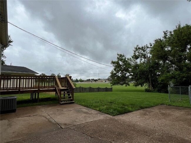 Building Photo - 2510 Woodsage Dr