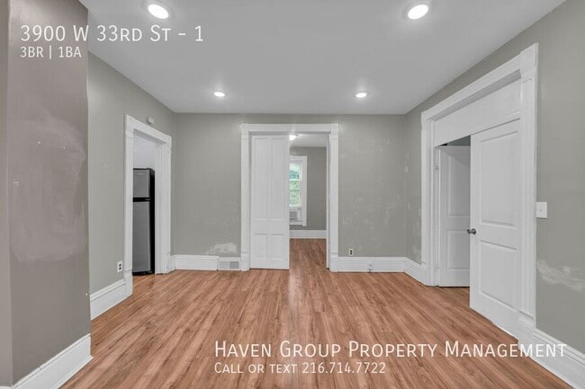 Building Photo - 3900 W 33rd St