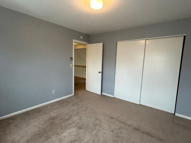 Building Photo - Modern 2 Bedroom Townhome Near CSU