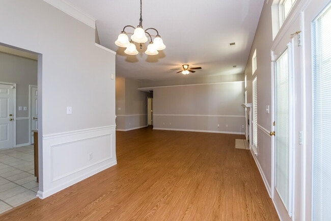 Building Photo - 4865 Bentridge Dr NW