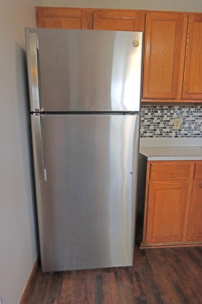 Building Photo - 1417 Wild Oats Dr