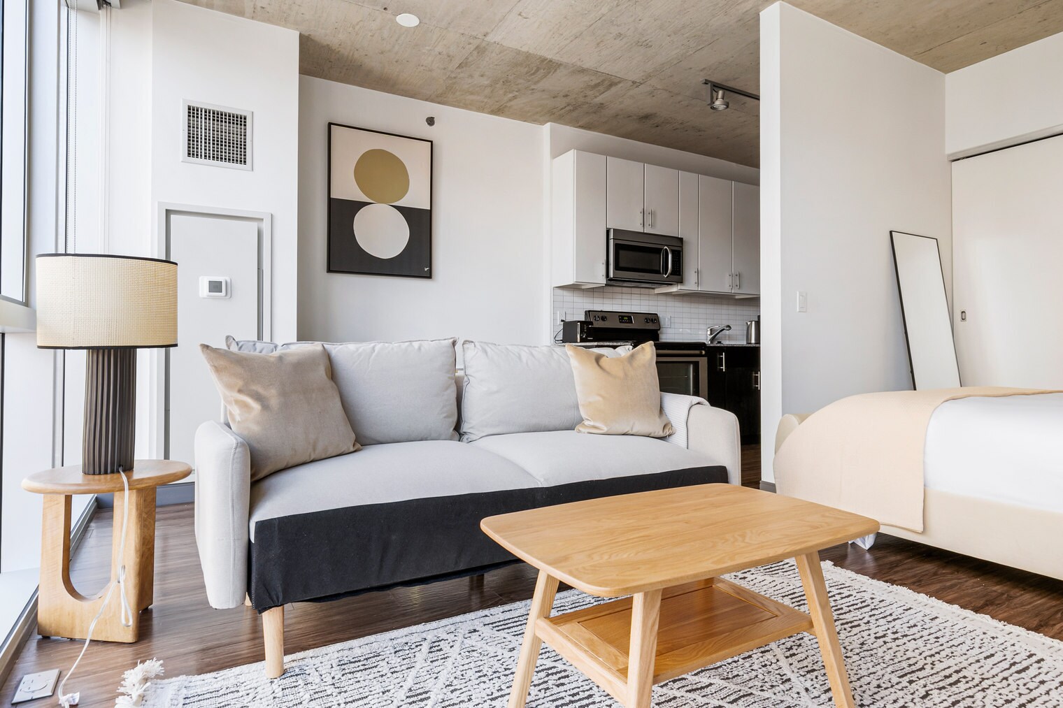 Building Photo - 601 W Jackson Blvd