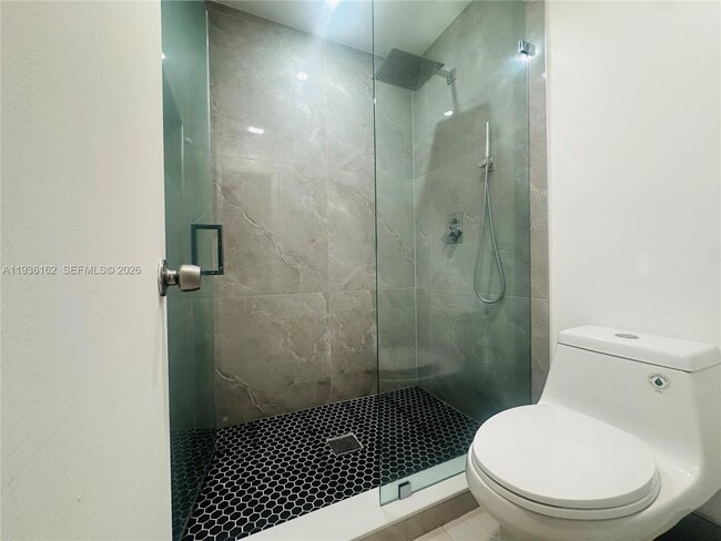 Building Photo - 3815 NW 35th St