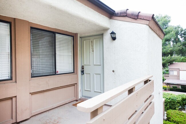 Primary Photo - Furnished Condo in Desirable Community in ...