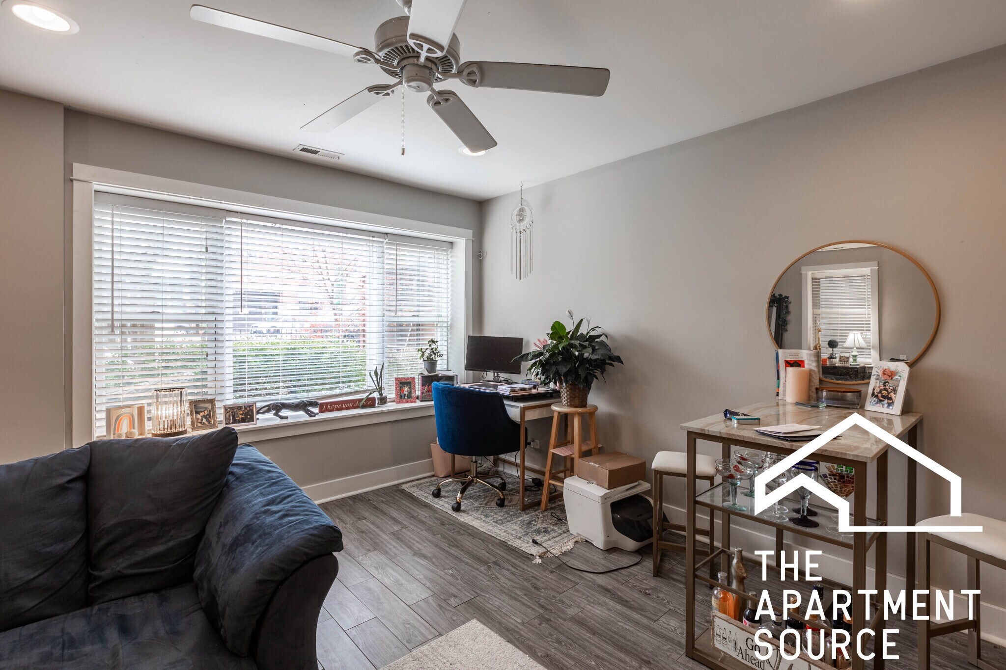 Building Photo - 2449 N Ashland Ave