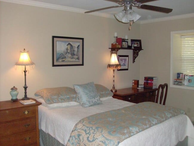 Building Photo - 307 park lane