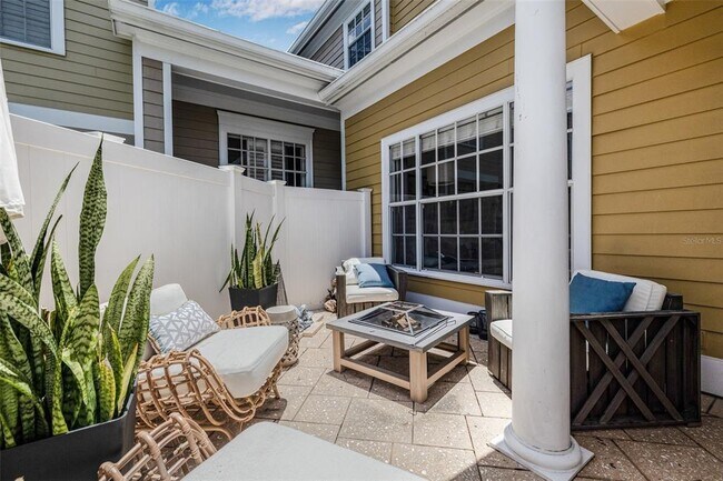 Building Photo - 313 Inner Harbour Cir