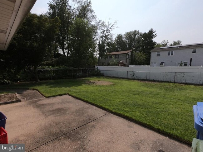 Building Photo - 436 Suffolk Dr