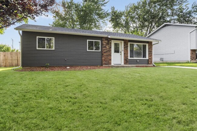 Building Photo - 149 Galewood Dr
